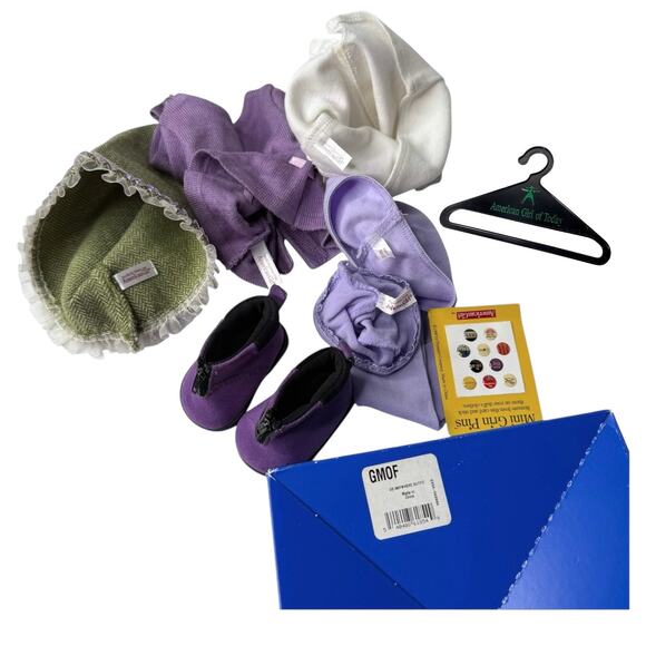 American Girl Today GO ANYWHERE OUTFIT Skirt Top Sweater Shoes Tights Panty BOX - Picture 3 of 13